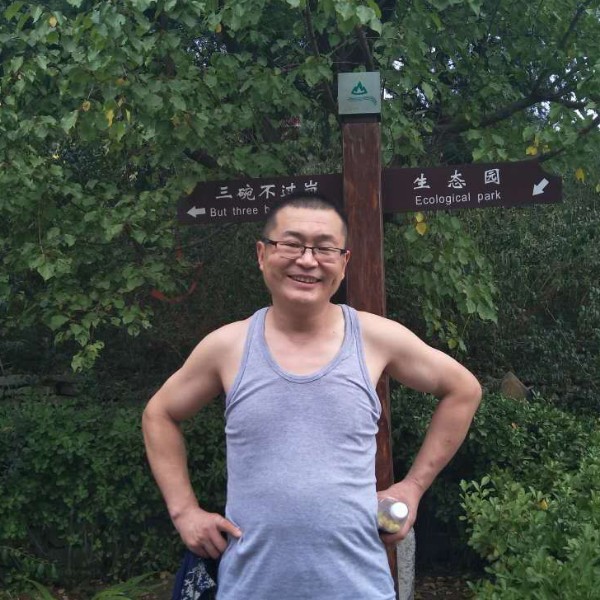 湖泊鱼馆的照片