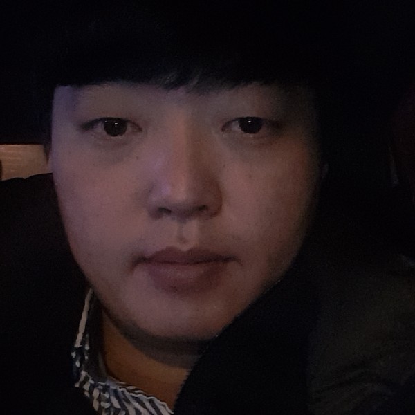 清爽闻钻石的照片