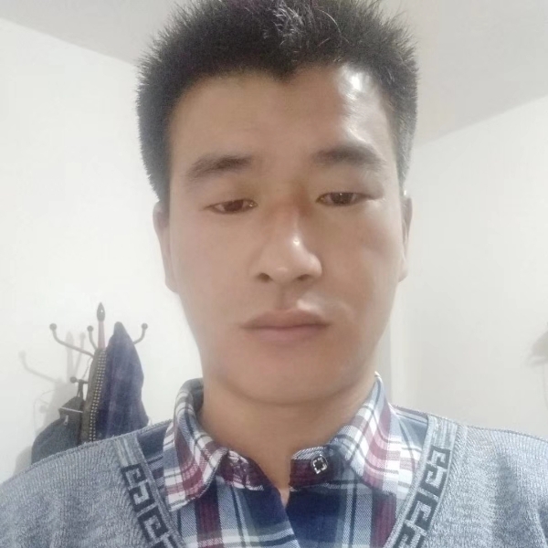 活泼冷月的照片