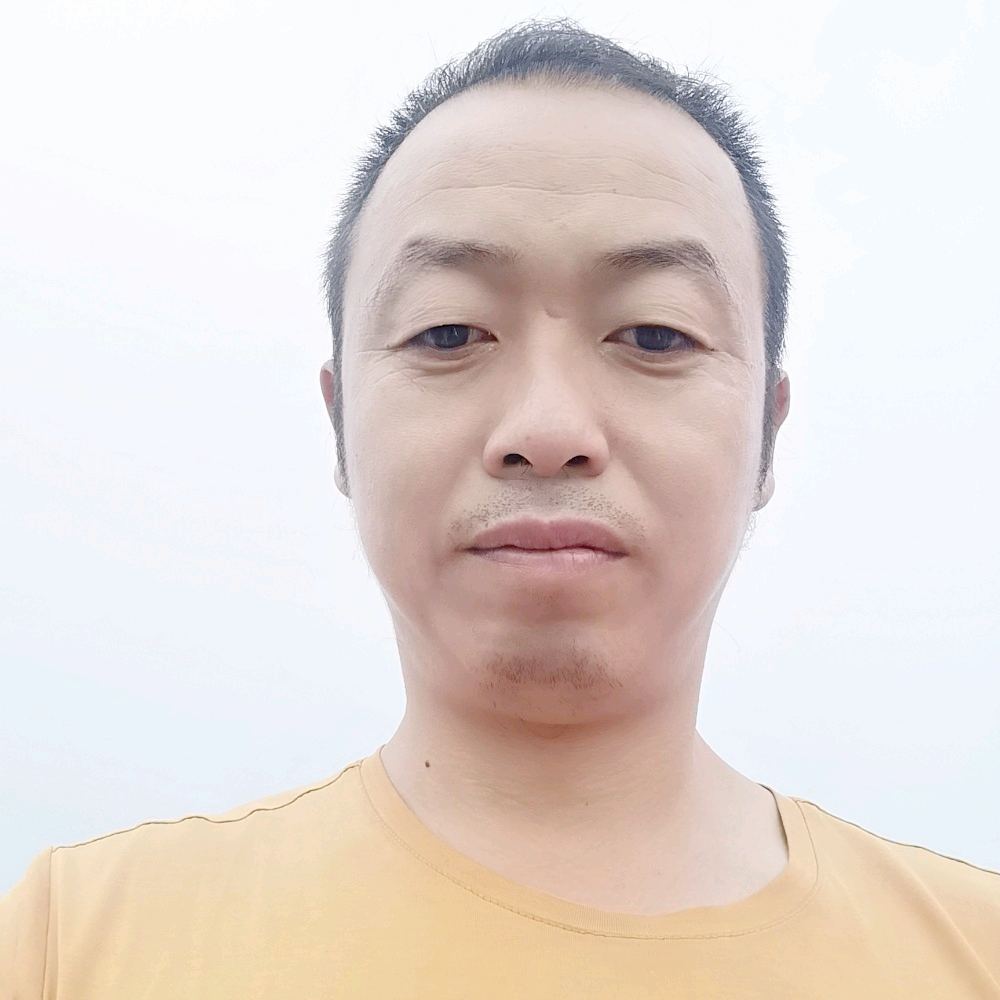 小倬铭的照片
