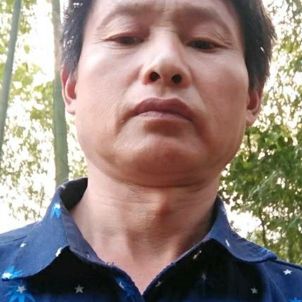 余成万的照片