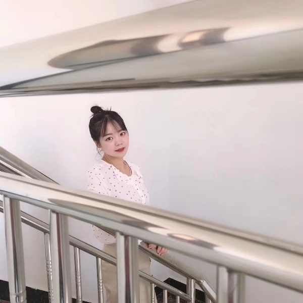 何莲宝宝的照片