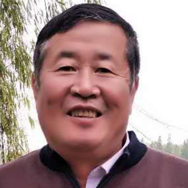 满意等待青琯的照片