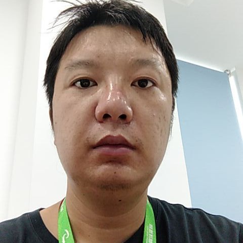 尔东诚奕的照片