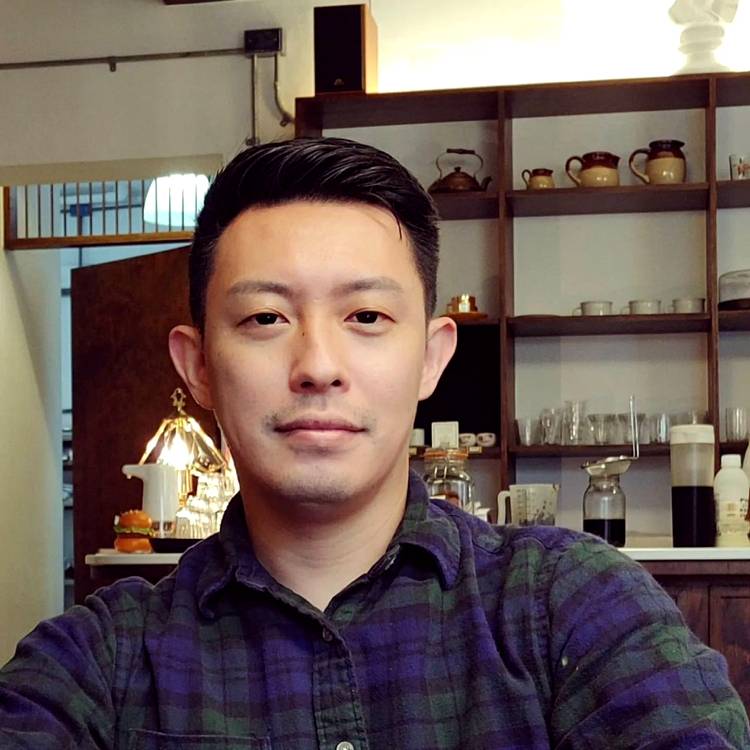 神勇闻浮波的照片