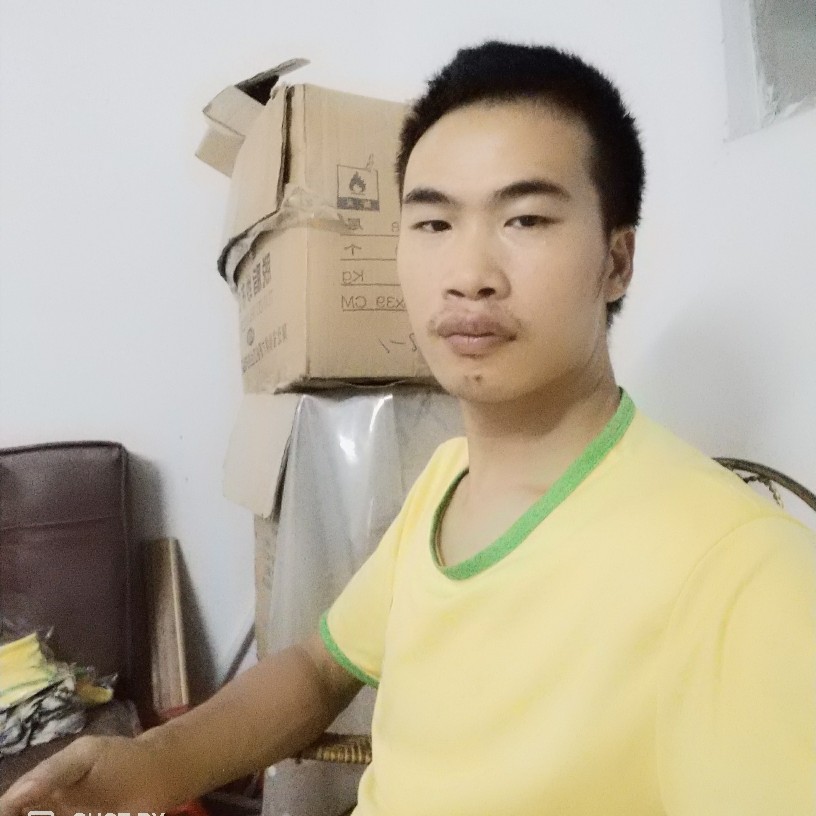 猫哥哥的照片