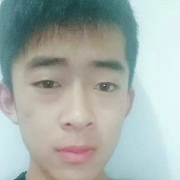 Revival潘的照片