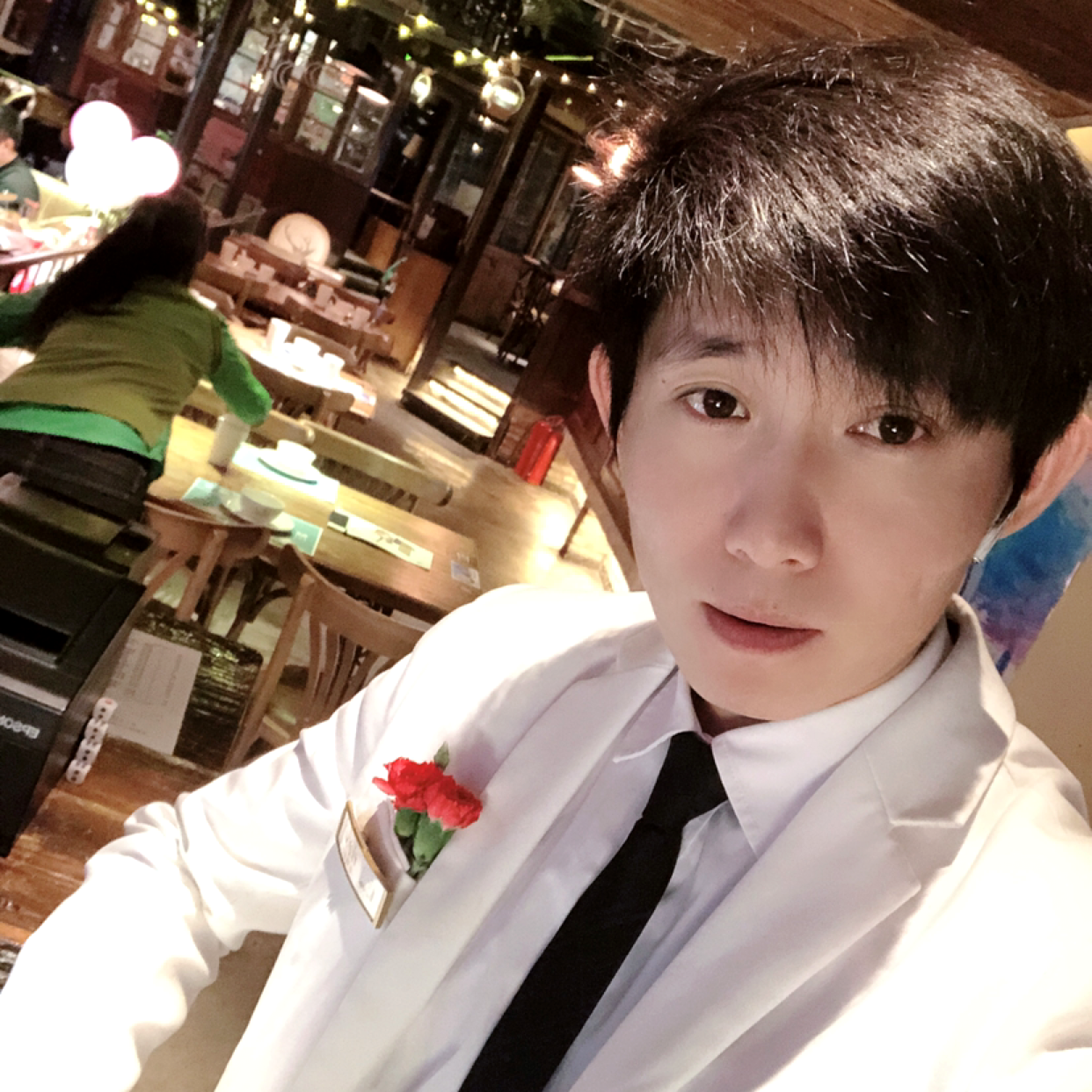 流年等于正直的照片
