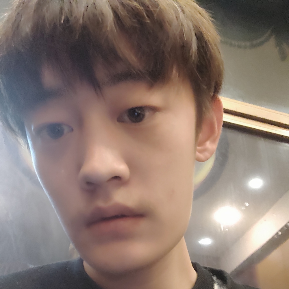 精致猪猪男孩的照片