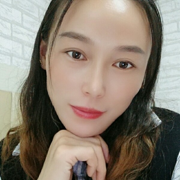 传霞的照片
