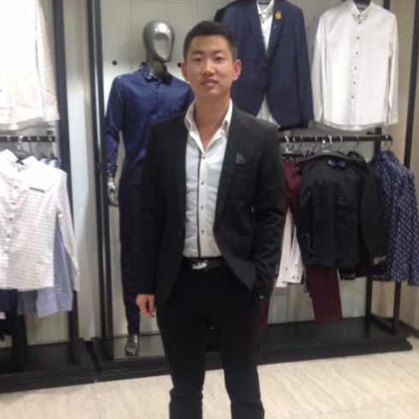 自然的笑的照片