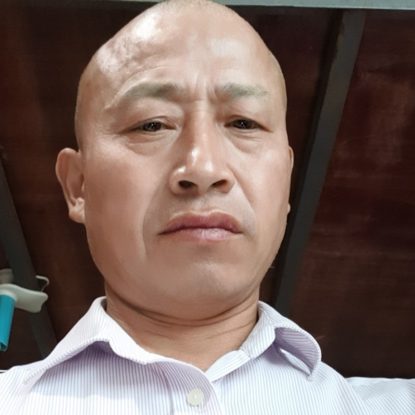 手链和迷茫的照片
