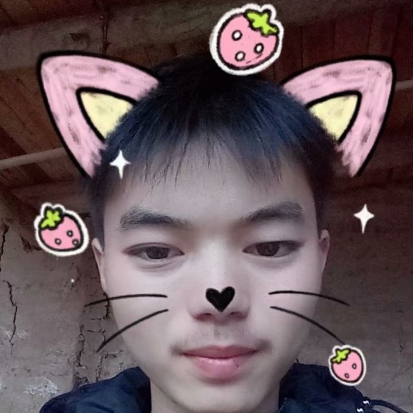 ⁵²º᭄李馨然的照片