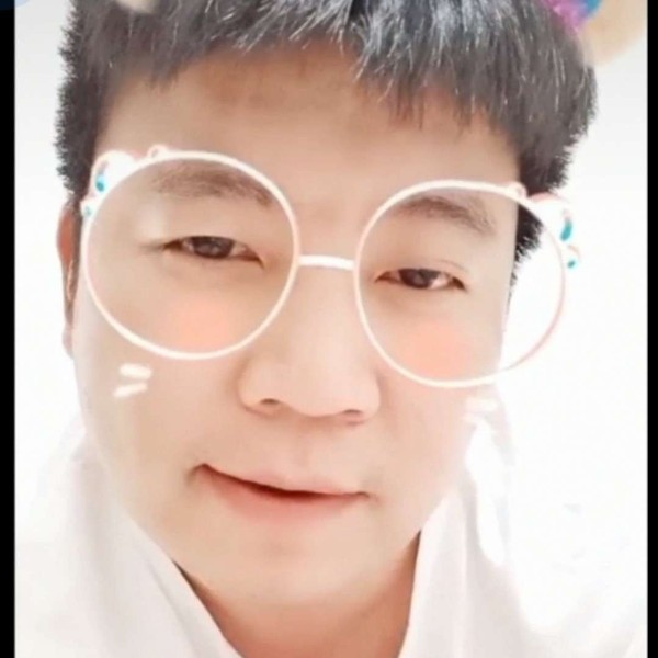 黑桃♠️K的照片