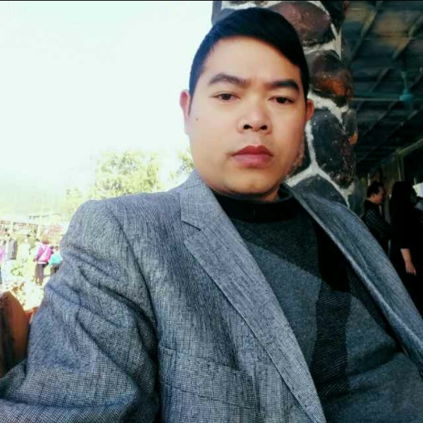 积极春媱的照片