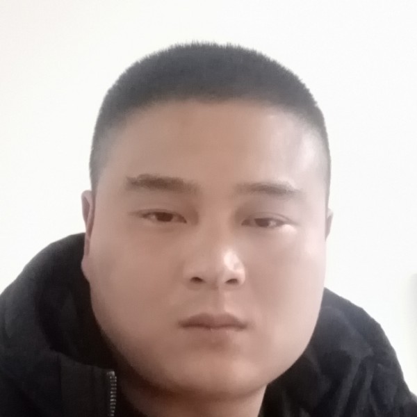 黑裤保卫结实：的照片