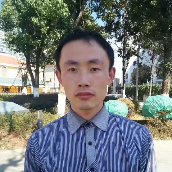 落寂在秋天的照片