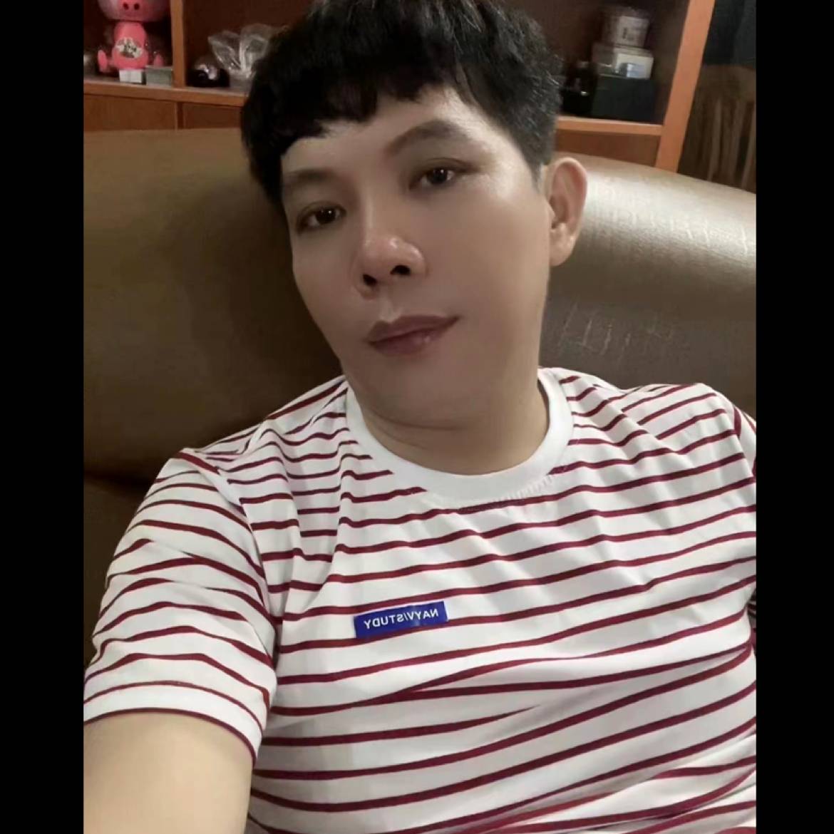 潇洒改变朋友的照片
