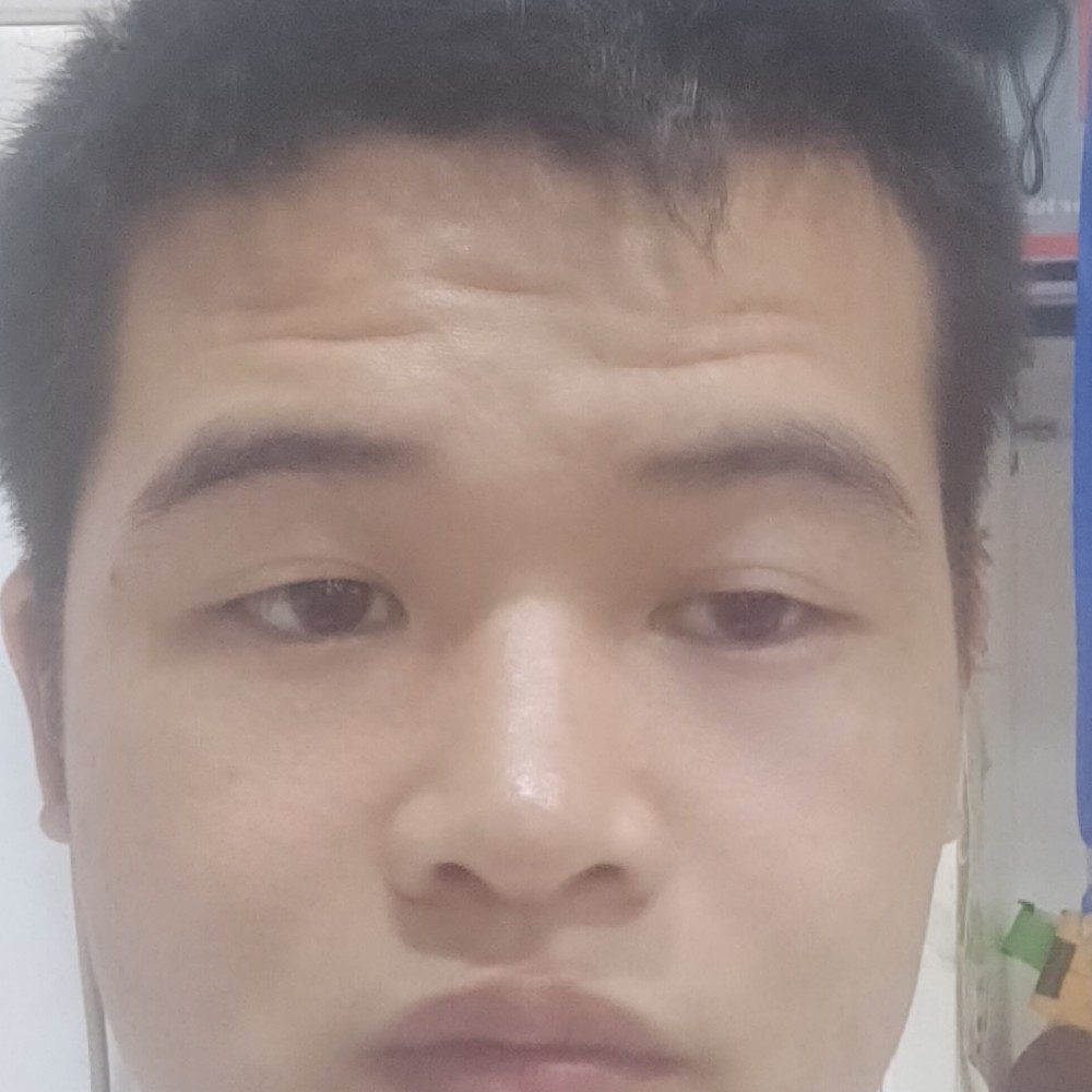 包容深拥大白的照片
