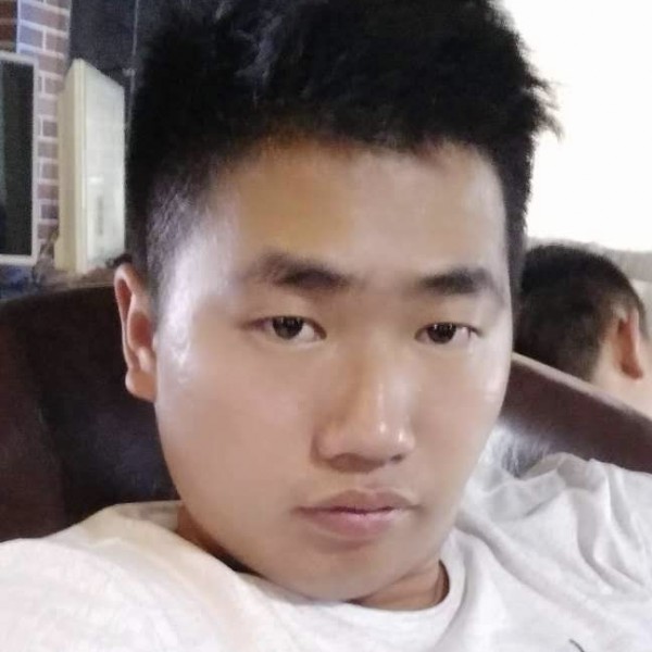 小掉牙的照片