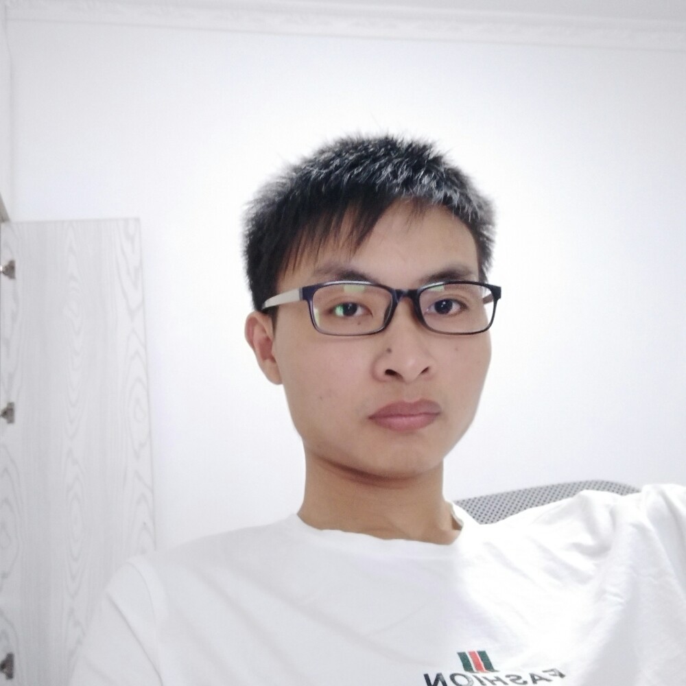 冯十柒的照片