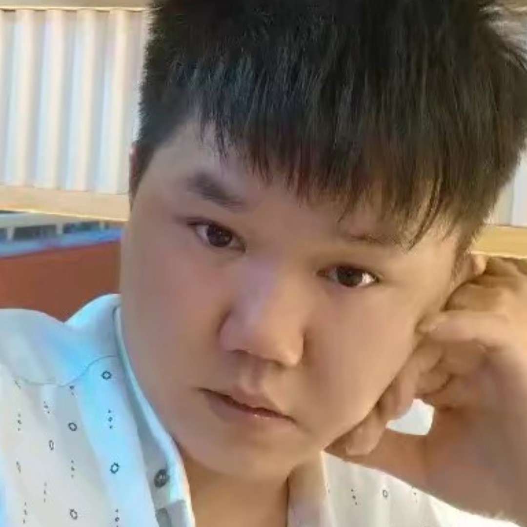 愛已回以前的照片