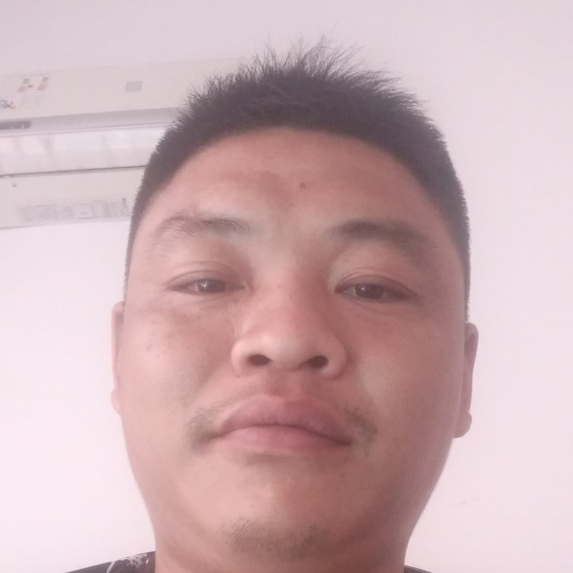 邓高望的照片