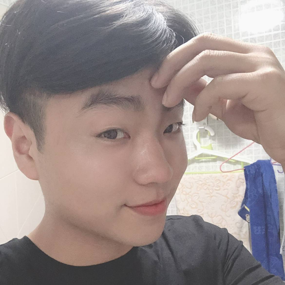 执手起誓的照片