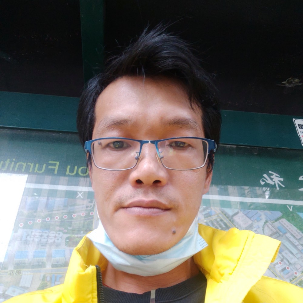 淡淡的皮带的照片