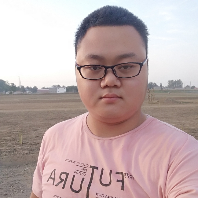 务实深拥冷月的照片