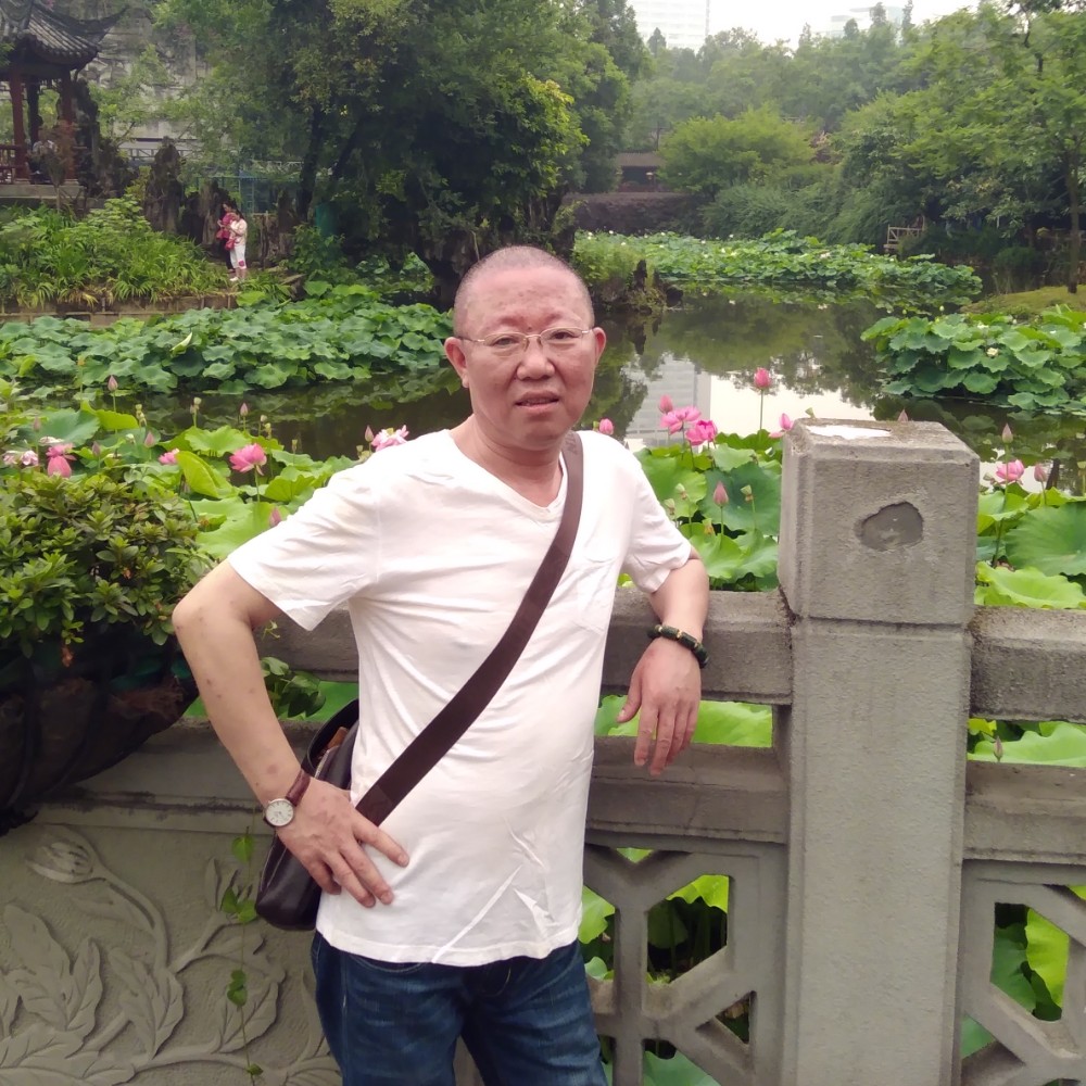 远程导弹的照片