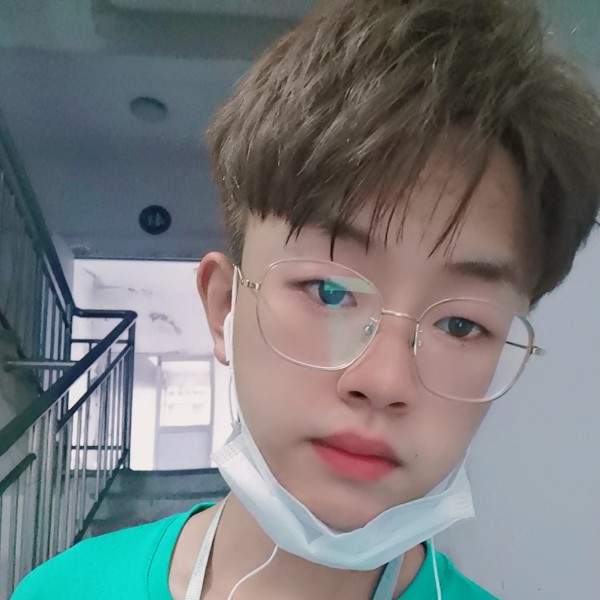 古莫的照片