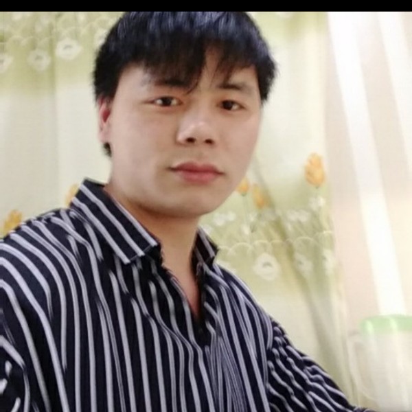 小懒虫向翩飞的照片