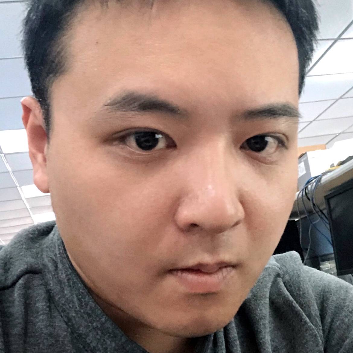 回首诺言的照片