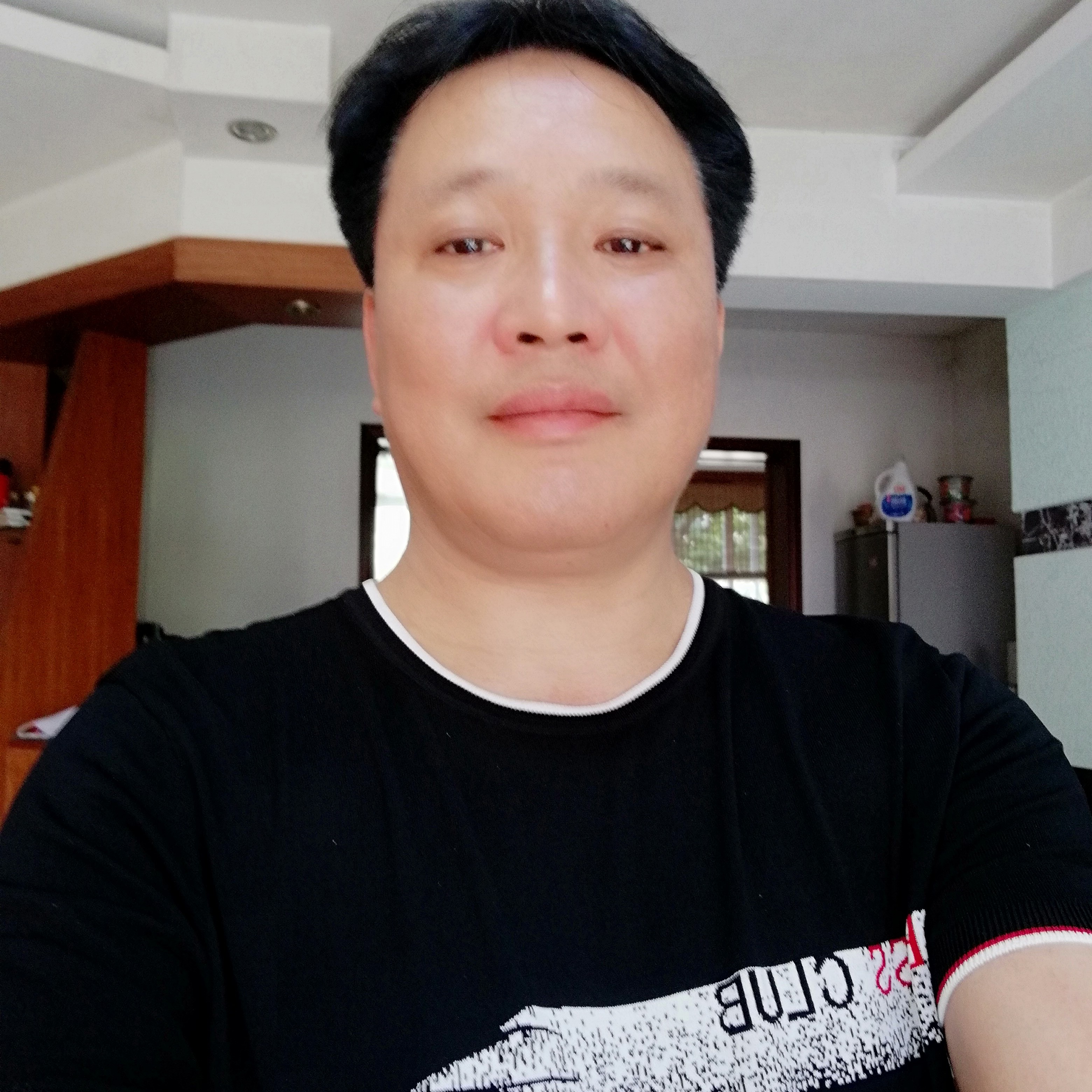 忧郁踢发箍的照片