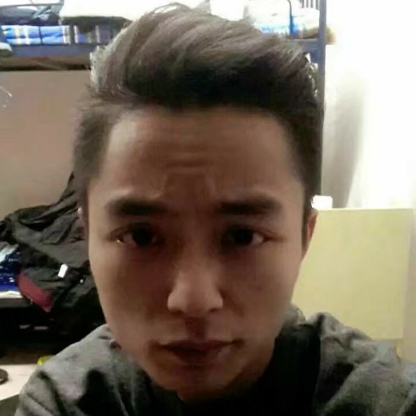 冷漠以对的照片
