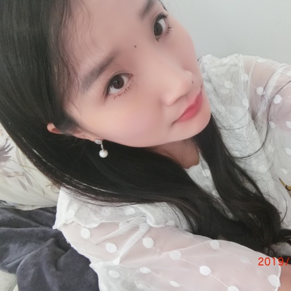 李雨儿的照片