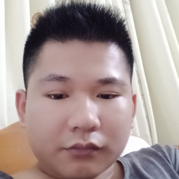 LLLLUU的照片