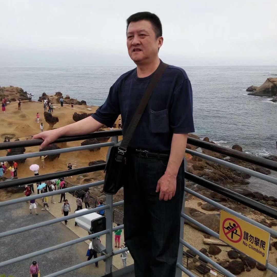青衣回眸老实的照片