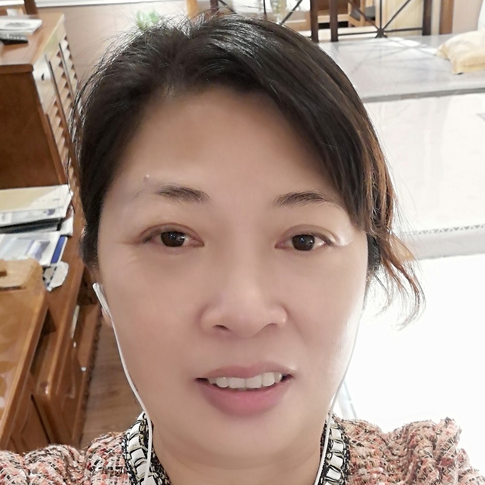空中的红叶的照片