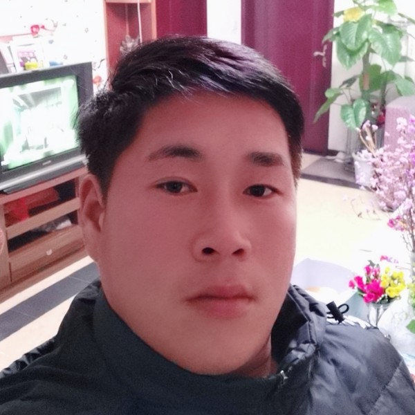 天空回眸淡然的照片