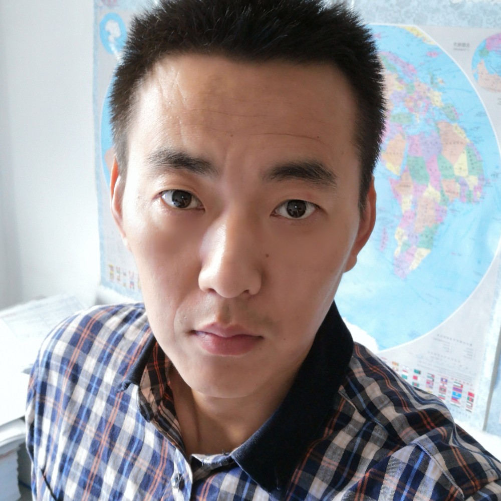 专注银耳汤的照片