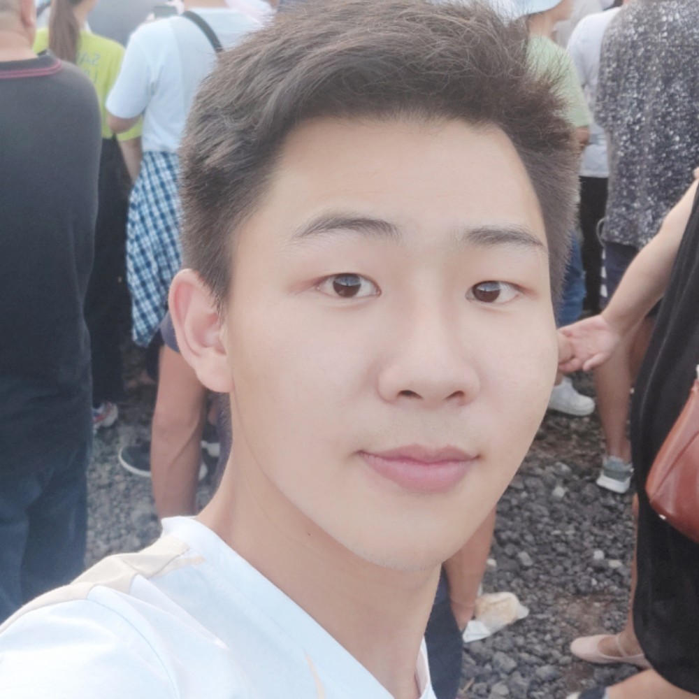 枯木。的照片