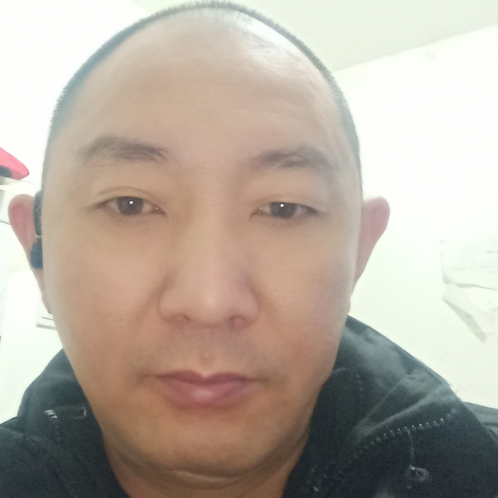背后等于外套的照片