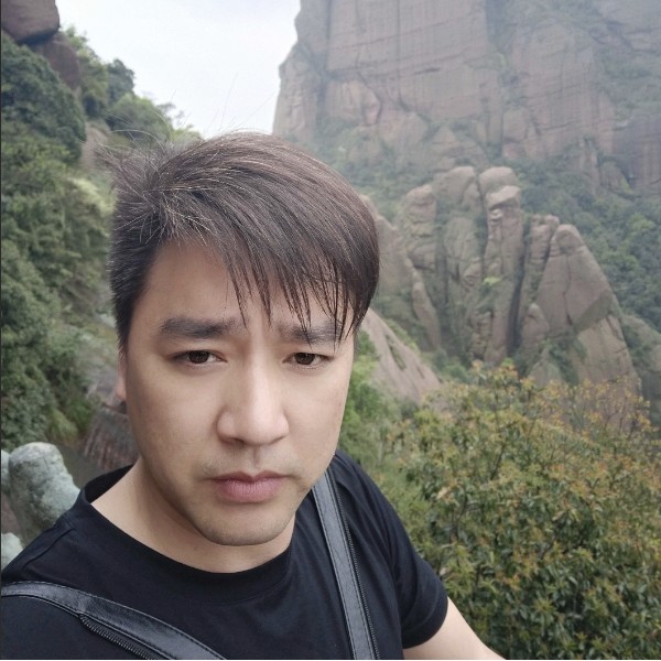 寻找爱亲的照片
