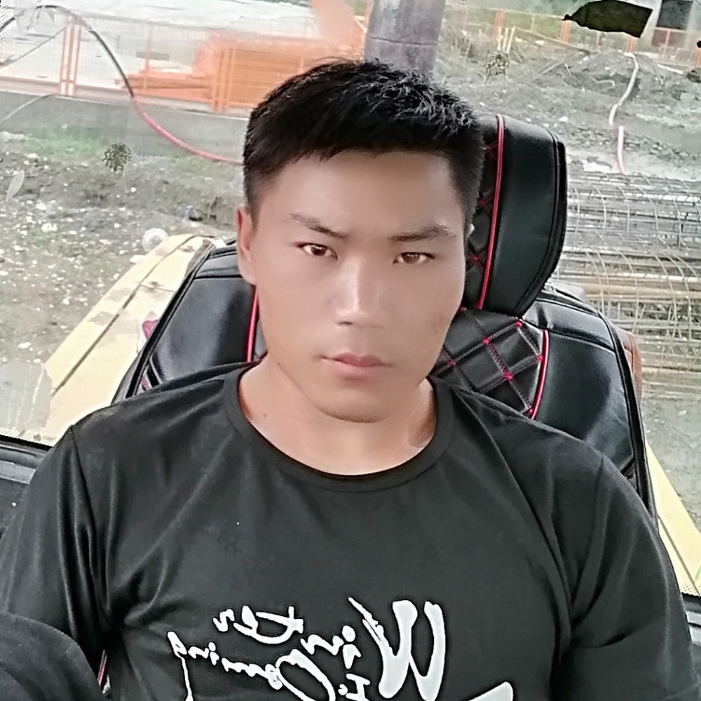 小鹏mp的照片