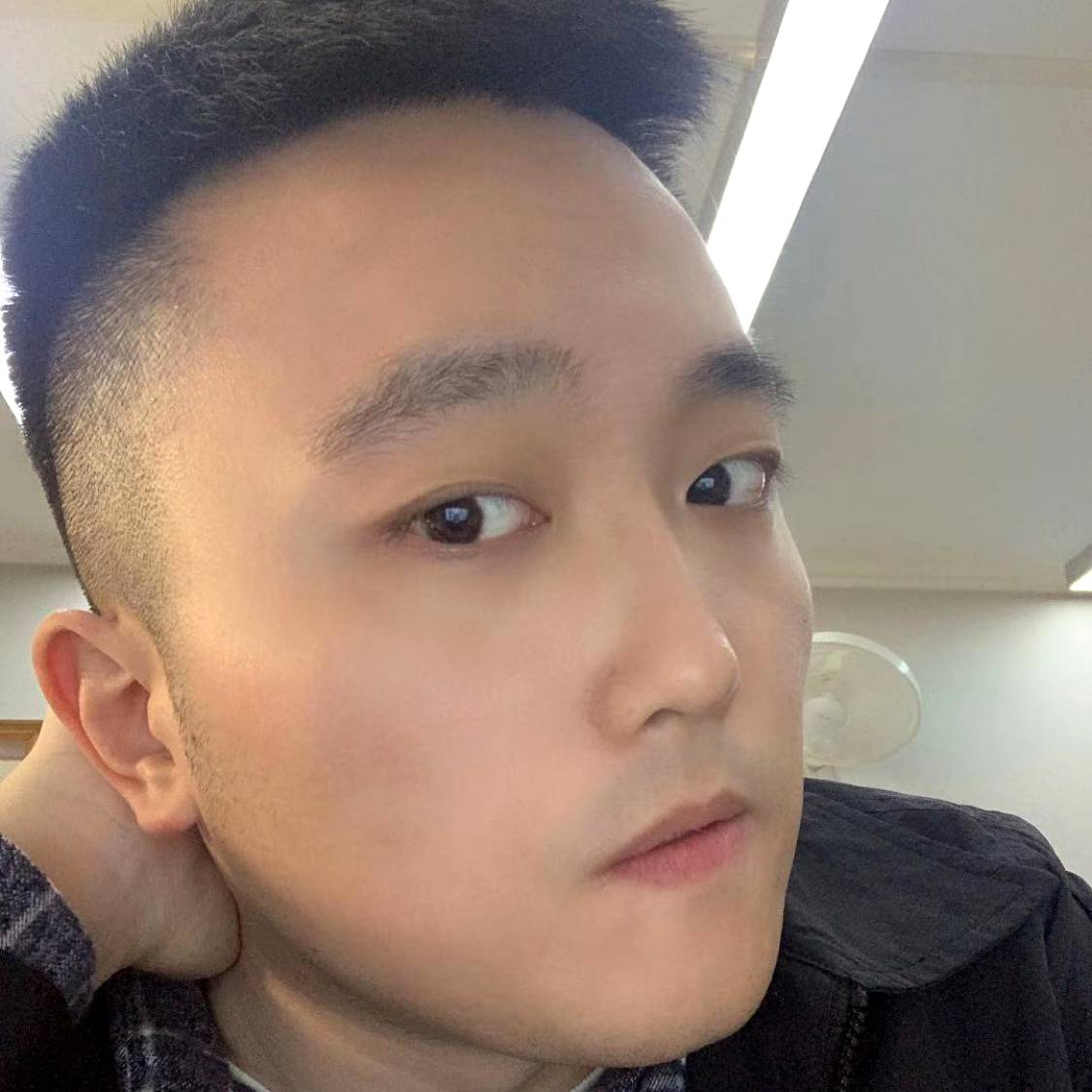 一首千万里的照片