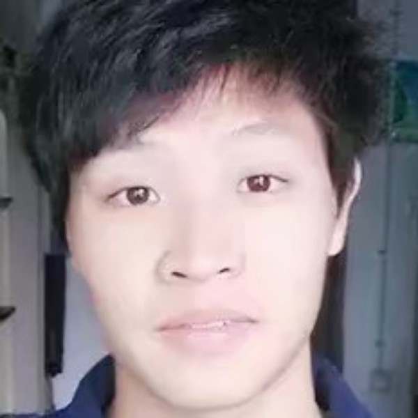丹清点墨的照片