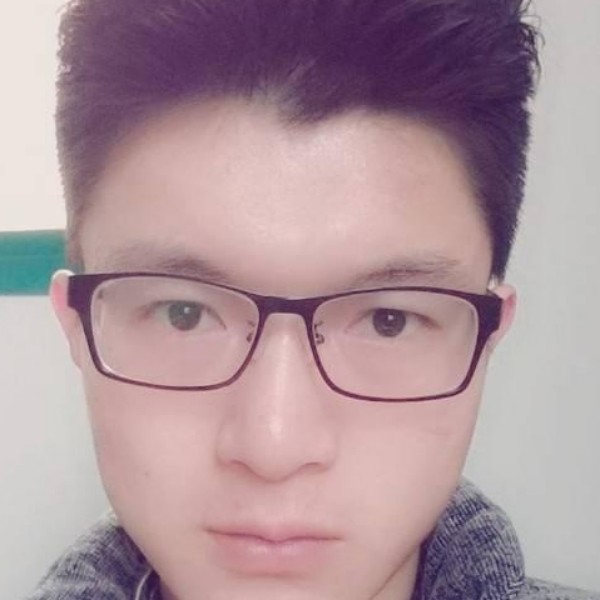 硕大的黄瓜的照片