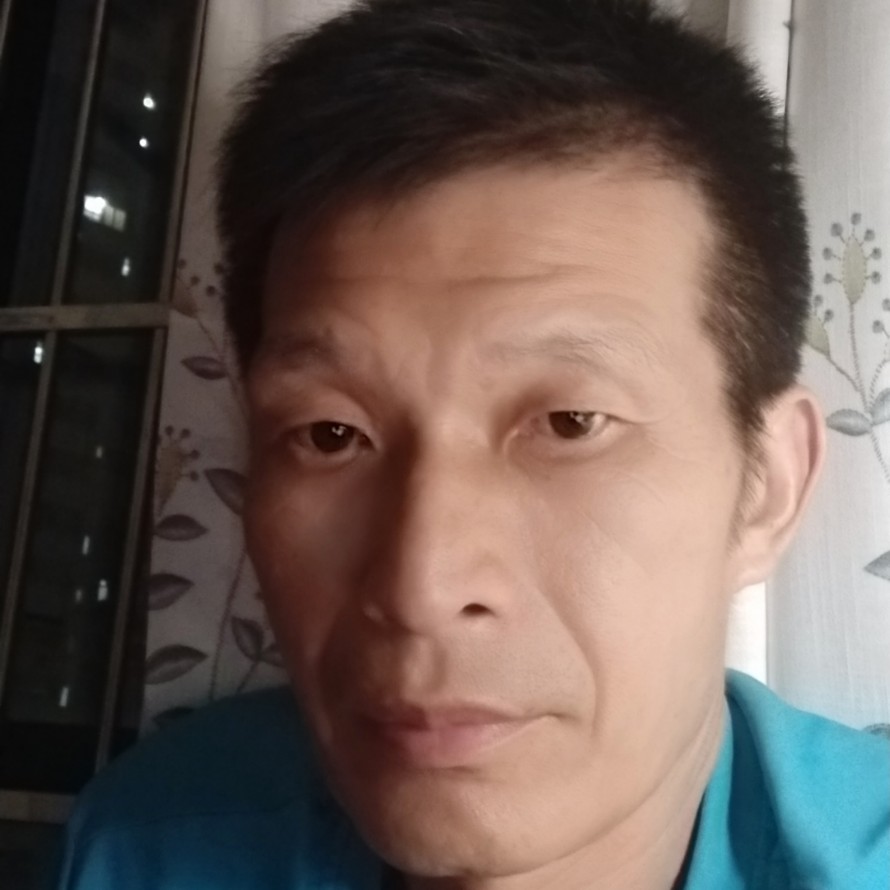 羽毛球爱好者的照片